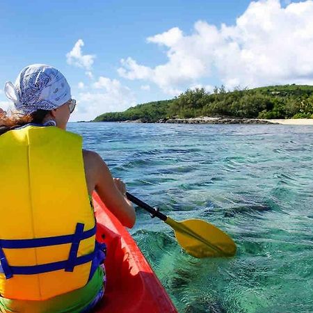 Вилла Mana Lagoon Backpackers Экстерьер фото